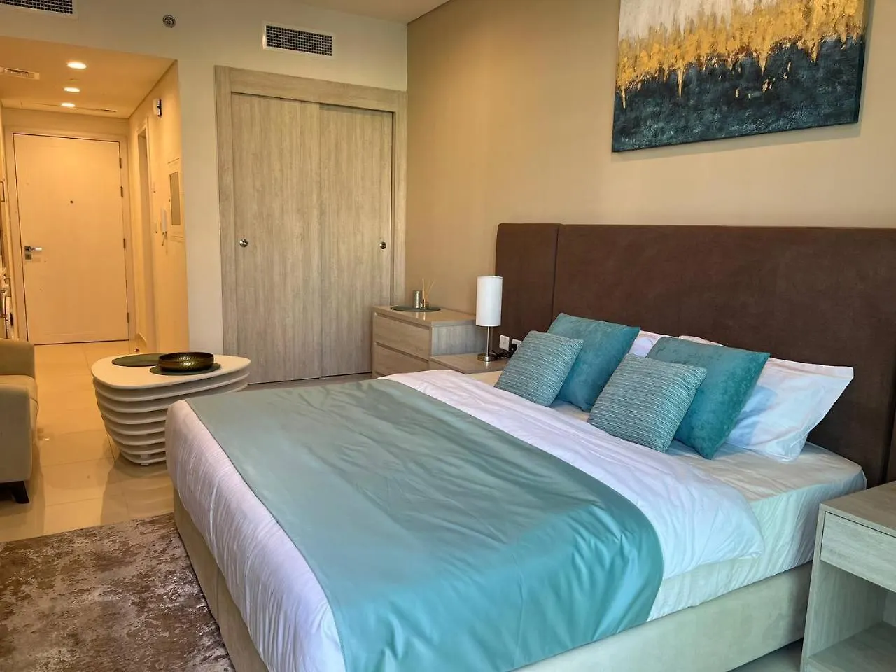Apartment Seven Palm Residence With Private Beach And Infinity Pool, Palm Jumeirah Dubai